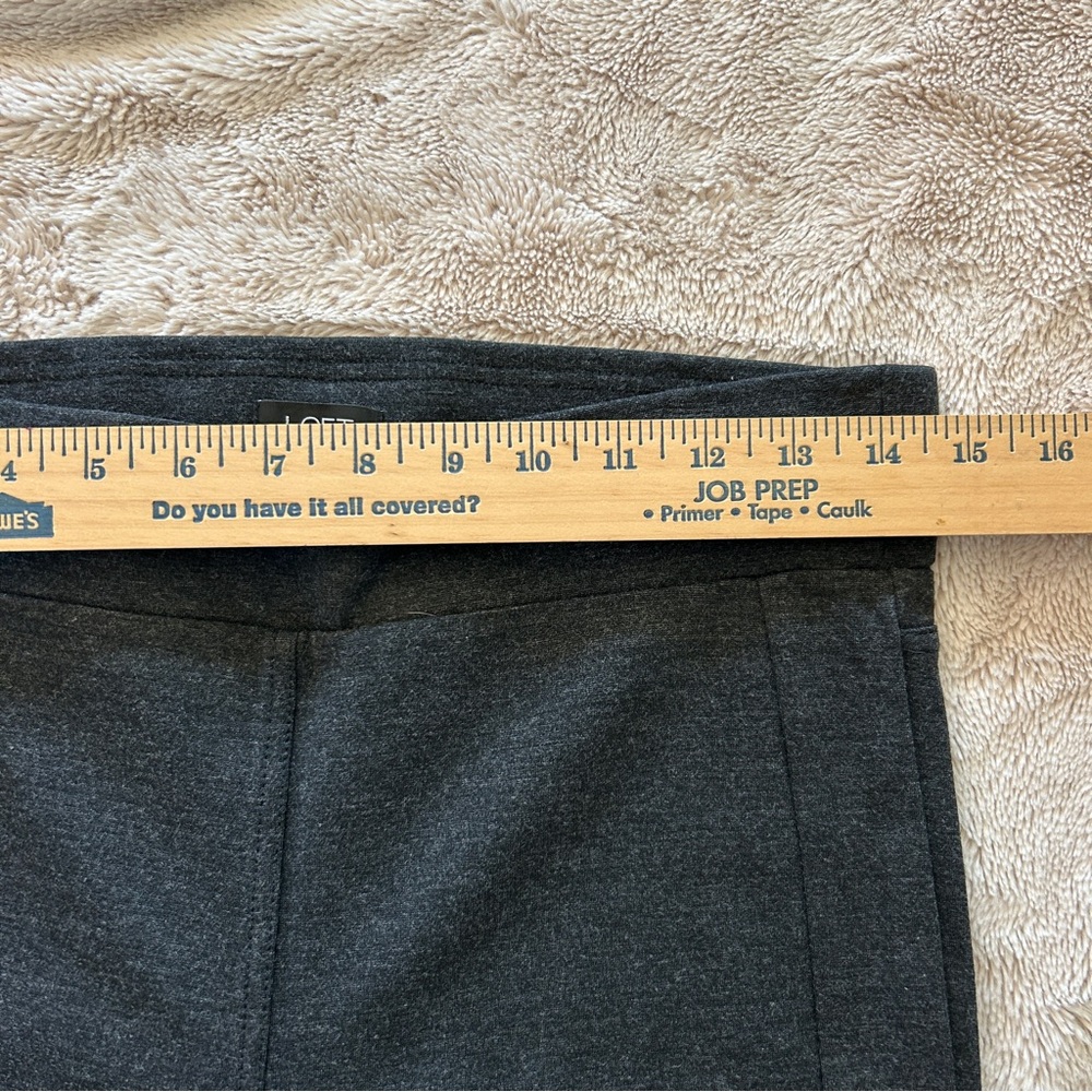 LOFT Seamed Ponte Knit Pants Grey, Size Medium - Picture 5 of 9